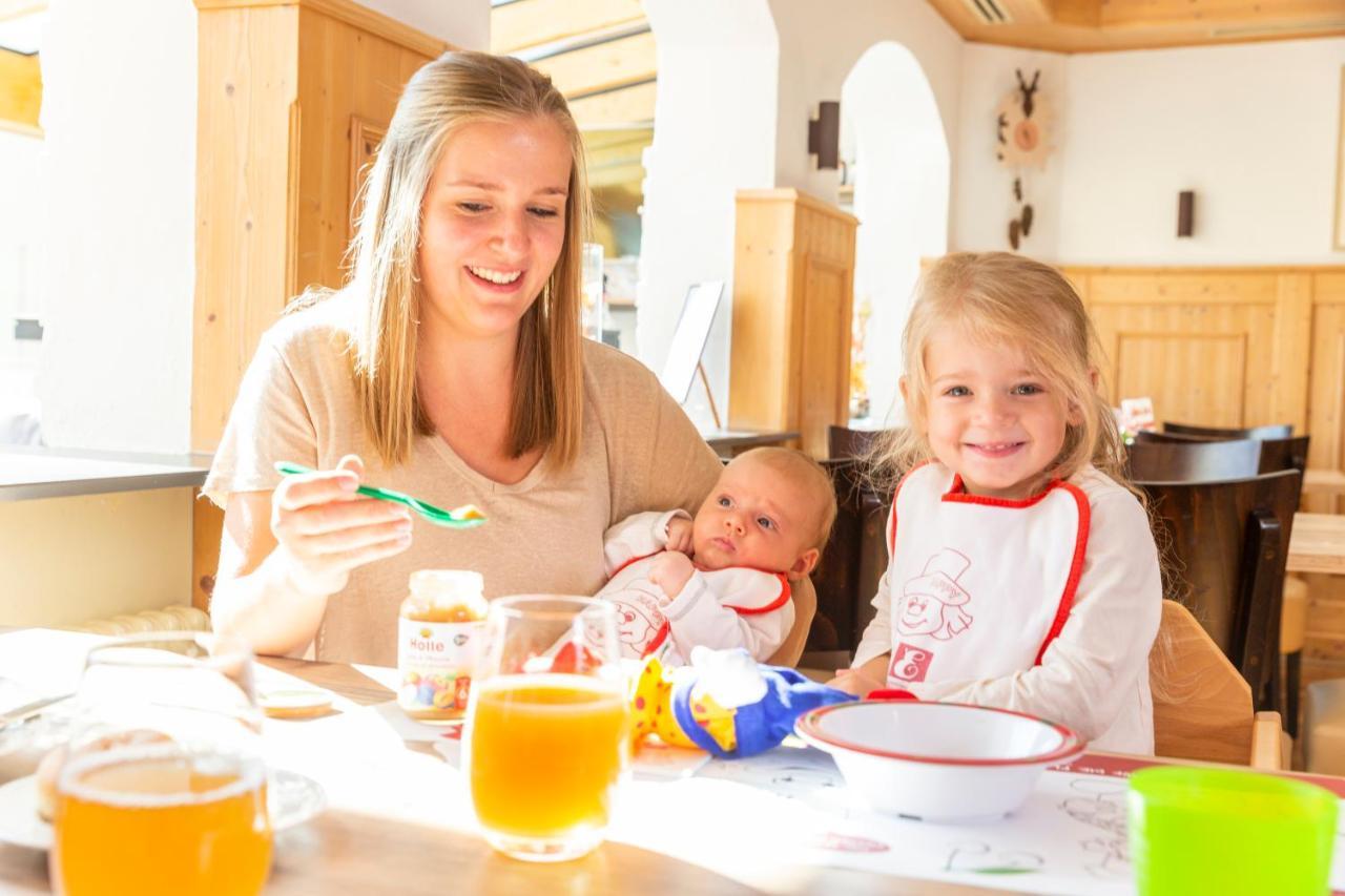 Hotel Engel - Familotel Hochschwarzwald Todtnauberg Luaran gambar